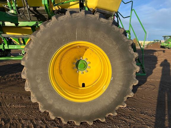 2023 John Deere N560 Air Seeder
