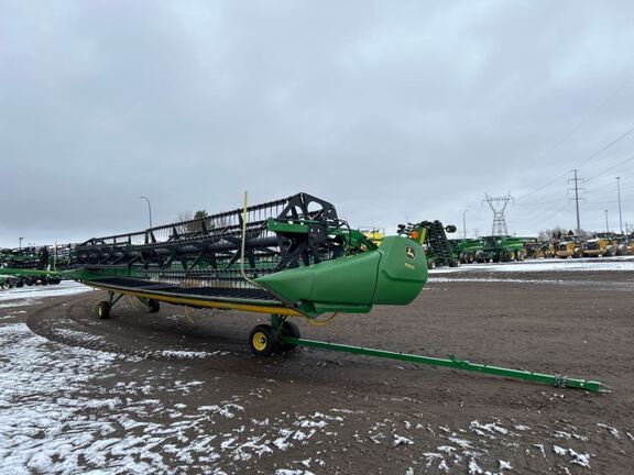 2012 John Deere 640D Header Combine
