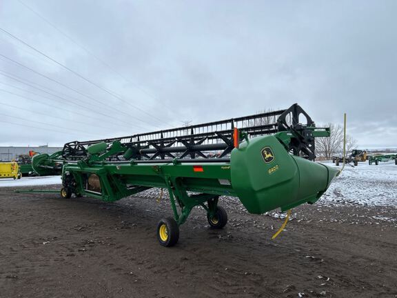 2012 John Deere 640D Header Combine