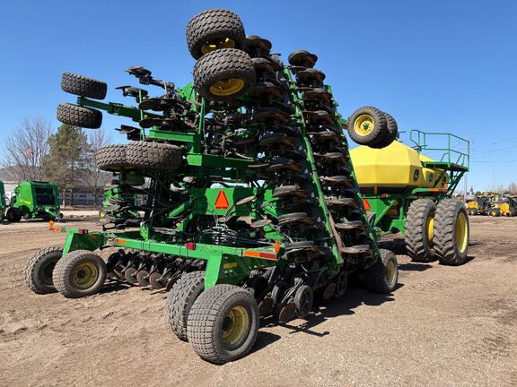 2013 John Deere 1890 Air Seeder