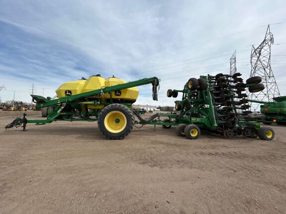 2013 John Deere 1890 Air Seeder