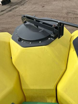2013 John Deere 1890 Air Seeder