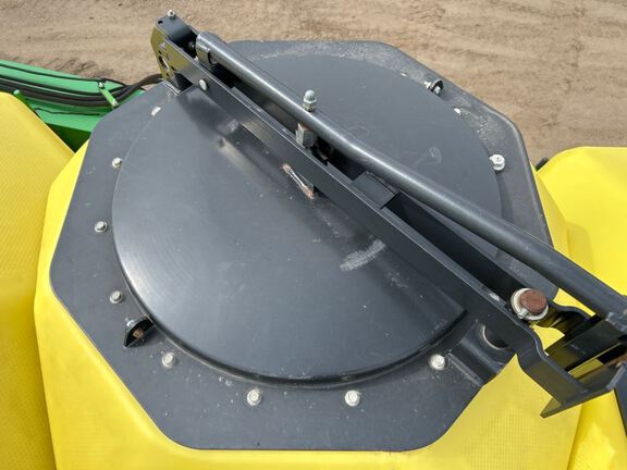 2013 John Deere 1890 Air Seeder