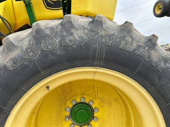 2013 John Deere 1890 Air Seeder