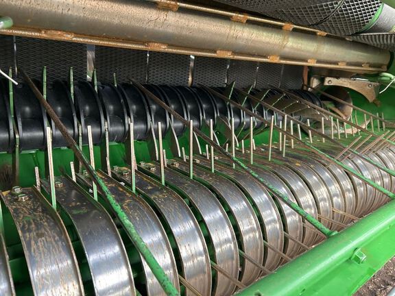 2023 John Deere 560M Baler/Round