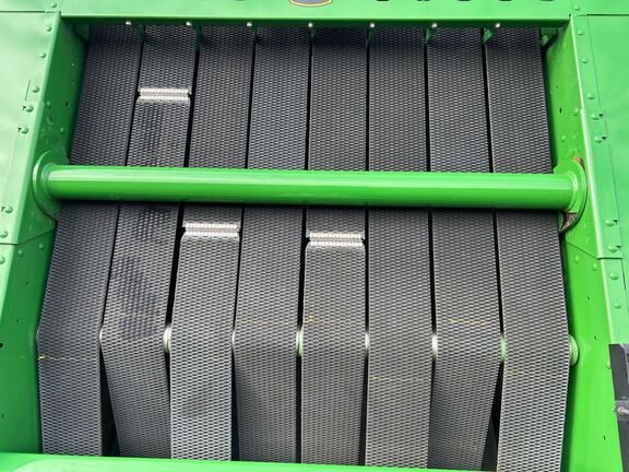 2023 John Deere 560M Baler/Round