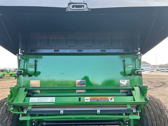 2023 John Deere 560M Baler/Round