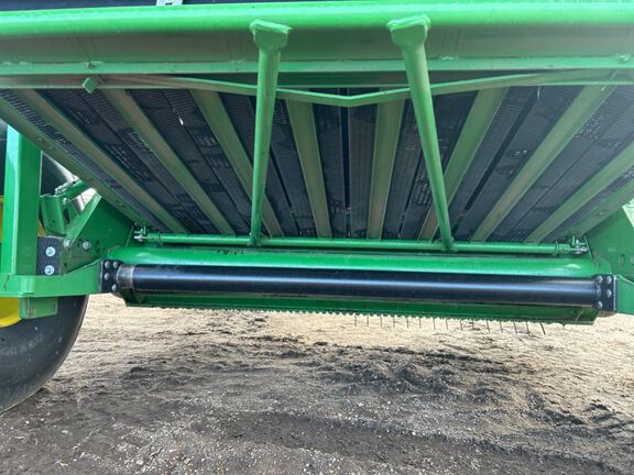 2023 John Deere 560M Baler/Round