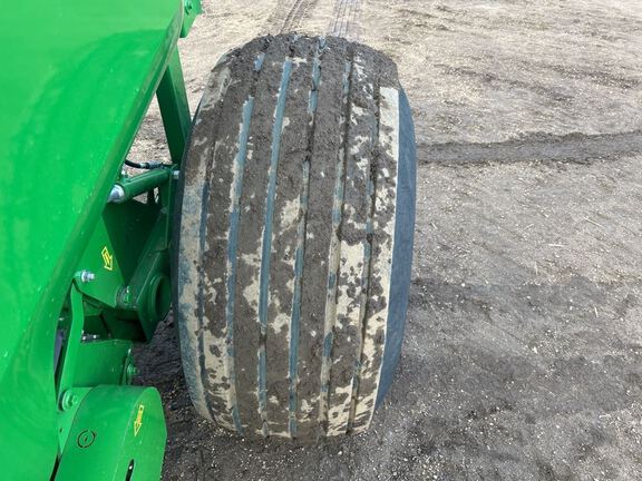 2023 John Deere 560M Baler/Round
