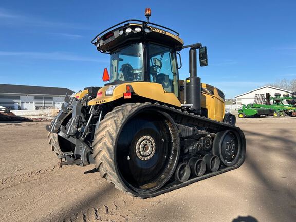 2018 AGCO MT738 Tractor Rubber Track