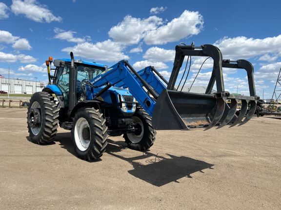 2010 New Holland T7050 Tractor