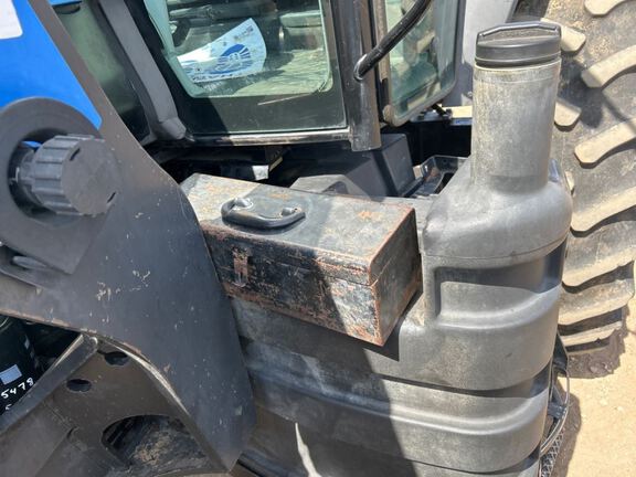 2010 New Holland T7050 Tractor