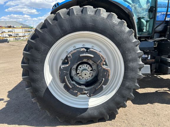 2010 New Holland T7050 Tractor