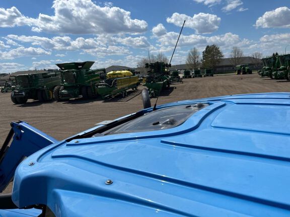 2010 New Holland T7050 Tractor