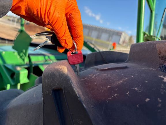 2013 John Deere R450 Windrower