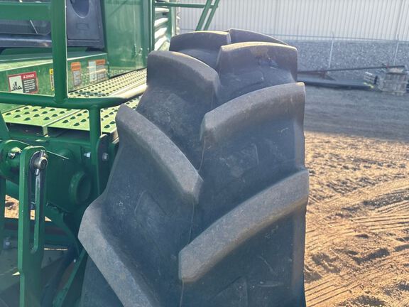 2013 John Deere R450 Windrower