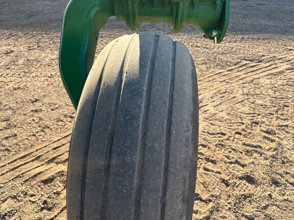 2013 John Deere R450 Windrower