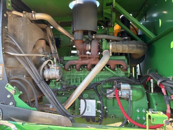 2013 John Deere R450 Windrower
