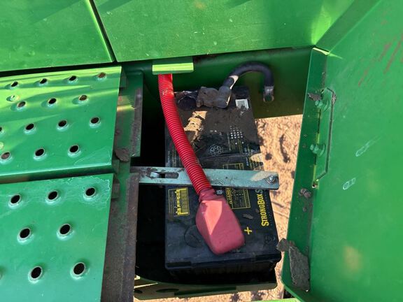 2013 John Deere R450 Windrower