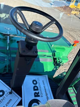 2013 John Deere R450 Windrower