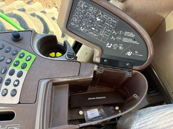 2013 John Deere R450 Windrower