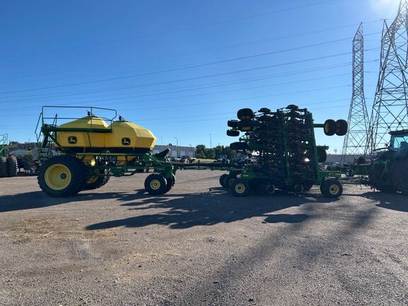 2016 John Deere 1890 Air Seeder