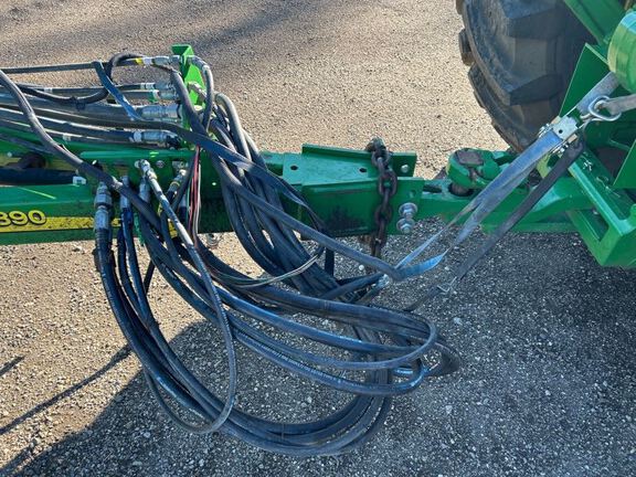 2016 John Deere 1890 Air Seeder