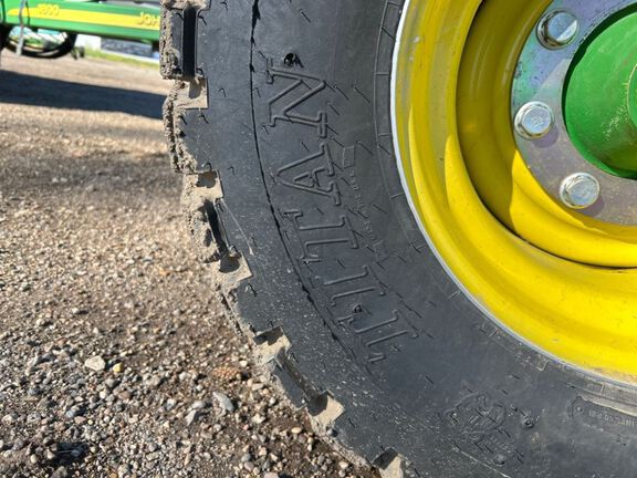 2016 John Deere 1890 Air Seeder