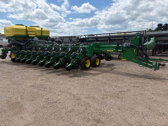 2026 John Deere DB60 Planter