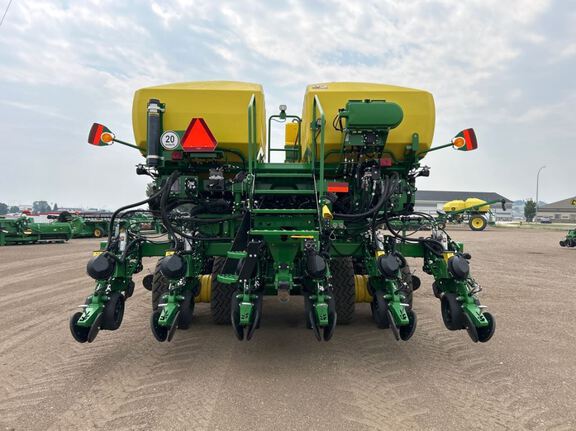2026 John Deere DB60 Planter