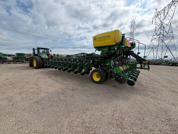 2026 John Deere DB60 Planter