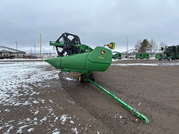 2012 John Deere 640D Header Combine