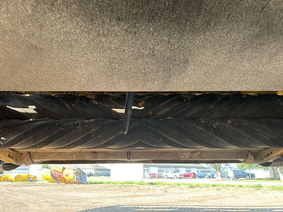 2015 New Holland SR130 Windrower