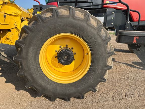 2015 New Holland SR130 Windrower