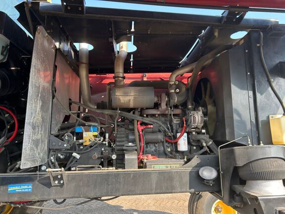 2015 New Holland SR130 Windrower