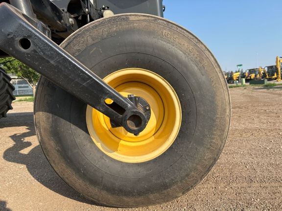 2015 New Holland SR130 Windrower