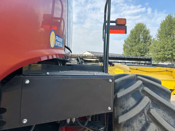 2015 New Holland SR130 Windrower