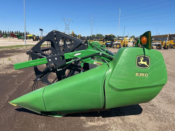2012 John Deere 635D Header Combine