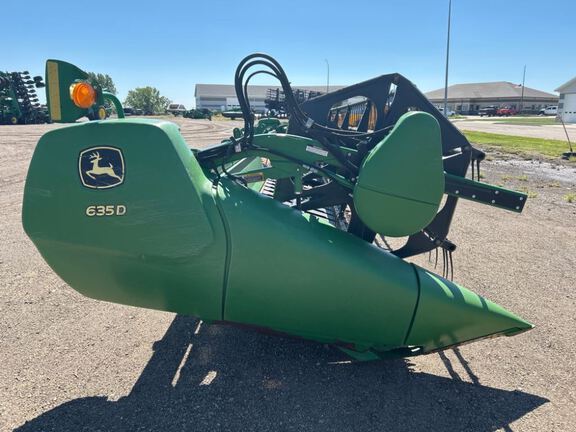 2012 John Deere 635D Header Combine