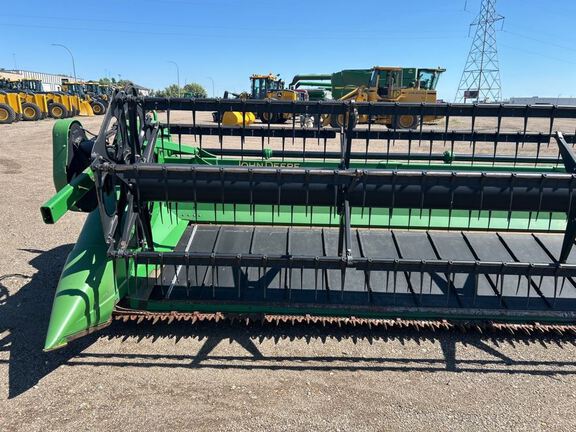 2012 John Deere 635D Header Combine