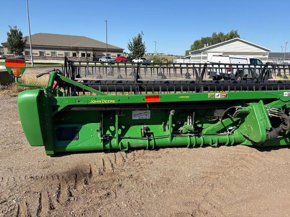 2017 John Deere 635FD Header Combine