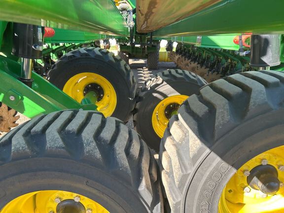 2025 John Deere DB66 Planter