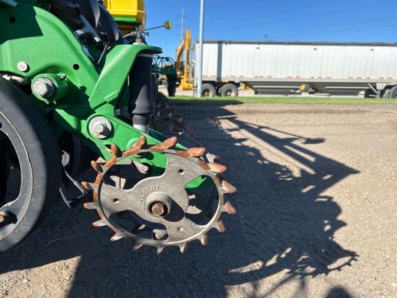 2025 John Deere DB66 Planter