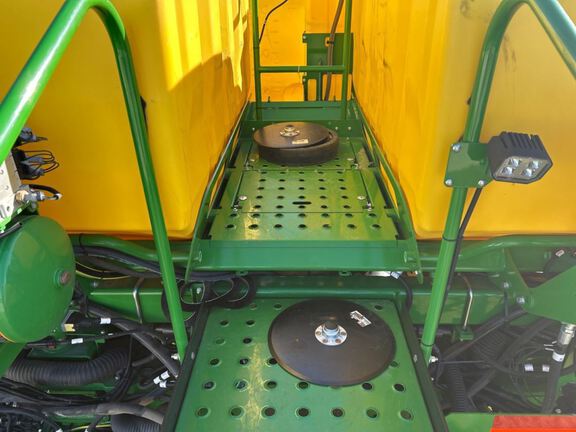 2025 John Deere DB66 Planter