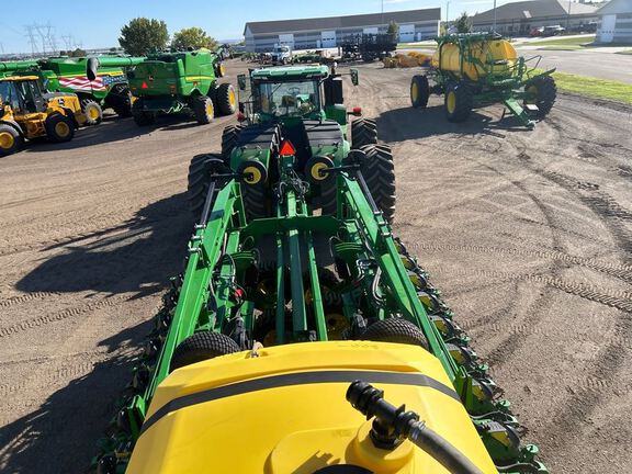 2025 John Deere DB66 Planter
