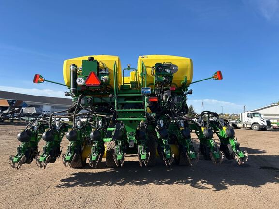 2025 John Deere DB66 Planter