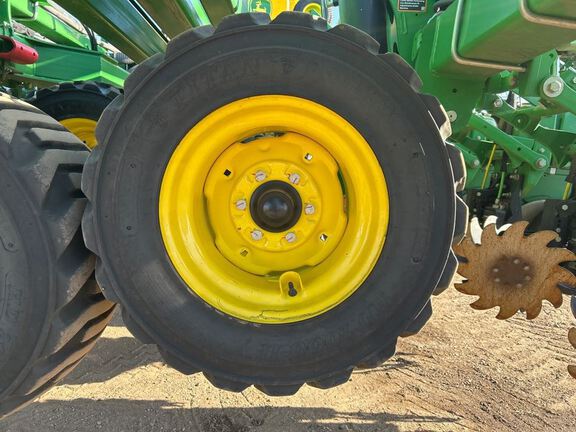 2025 John Deere DB66 Planter