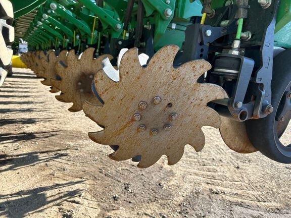 2025 John Deere DB66 Planter