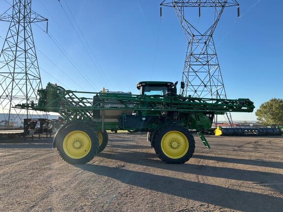 2019 John Deere R4038 Sprayer/High Clearance