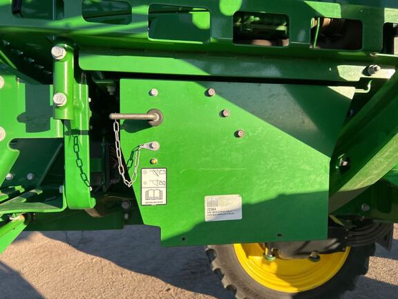 2019 John Deere R4038 Sprayer/High Clearance